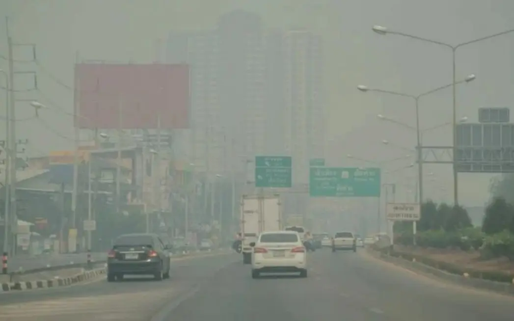 Thailand kaempft gegen akute luftverschmutzungskrise pm2 5 werte ueberschreiten die 805333f4