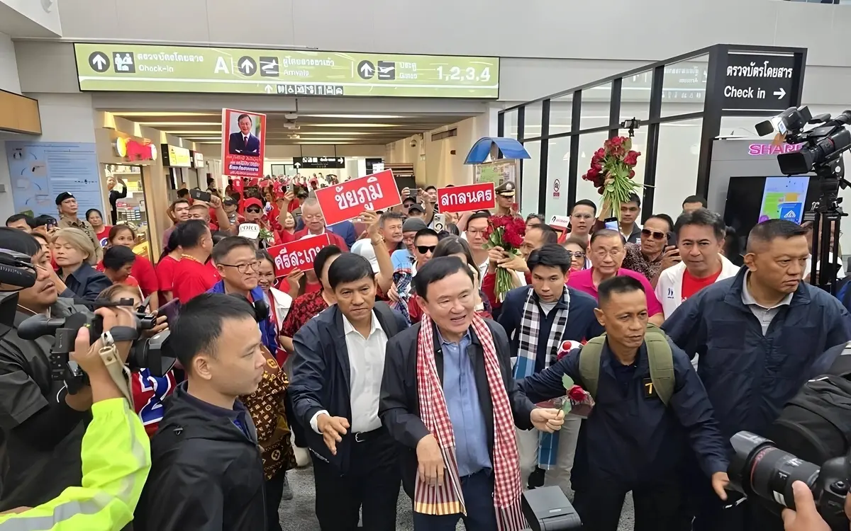 Thaksins beeindruckende rueckkehr nach udon thani ein neuer anfang fuer die pheu thai partei 75ac5b0f
