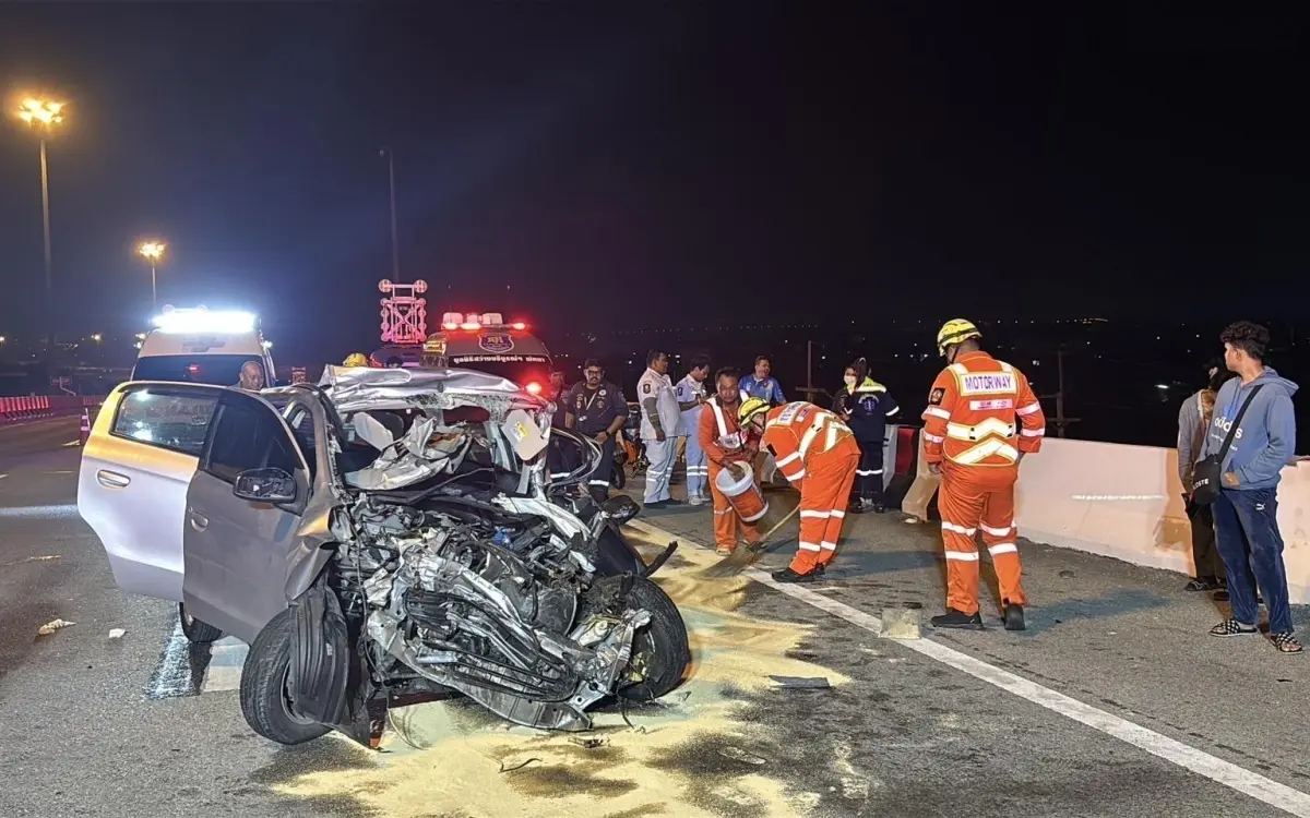 Unfall auf der autobahn 7 auslaendischer fahrer stirbt nach kollision b0fb2edd