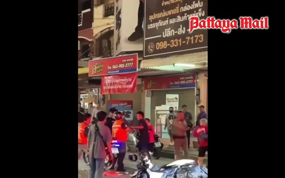 Unfall skandal in pattaya lkw fahrer attackiert opfer polizei schreitet ein 751e3426