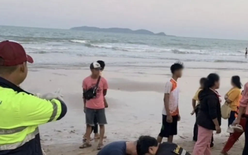 Unfassbares unglueck am laem son beach zu silvester zwei auslaendische kinder in thailand ertrunken e238ea71