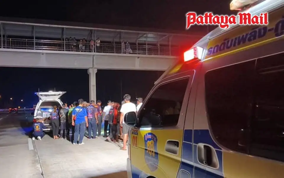 Verkehrsunfall in pattaya frau stirbt beim ueberqueren der strasse waehren freunde die 0178e9a0