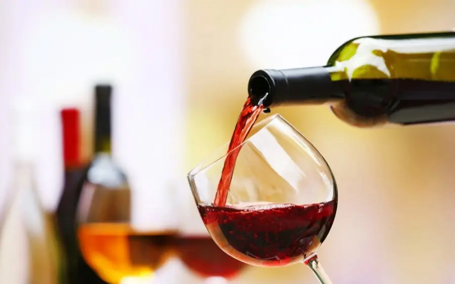 Wein steuerfrei reiche trinken 091d57b7