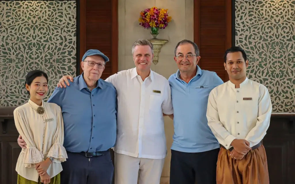 Zwei deutsche fussballlegenden zu gast reiner calmund und erwin staudt in hua hin 3069ee2b