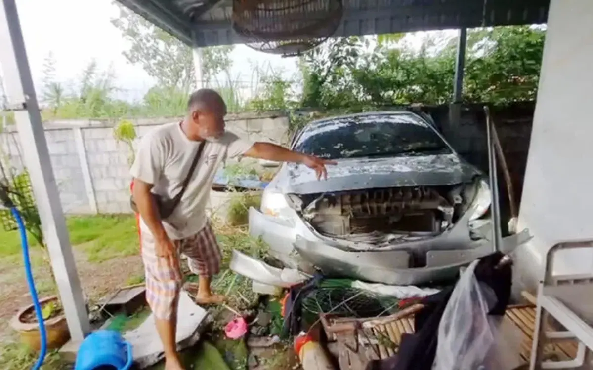 Crashtour in Udon Thani – Britischer Rentner durchbricht Hauswand