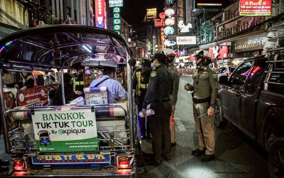 Endlich razzia gegen tuk tuk mafia in bangkoks chinatown d51aded2