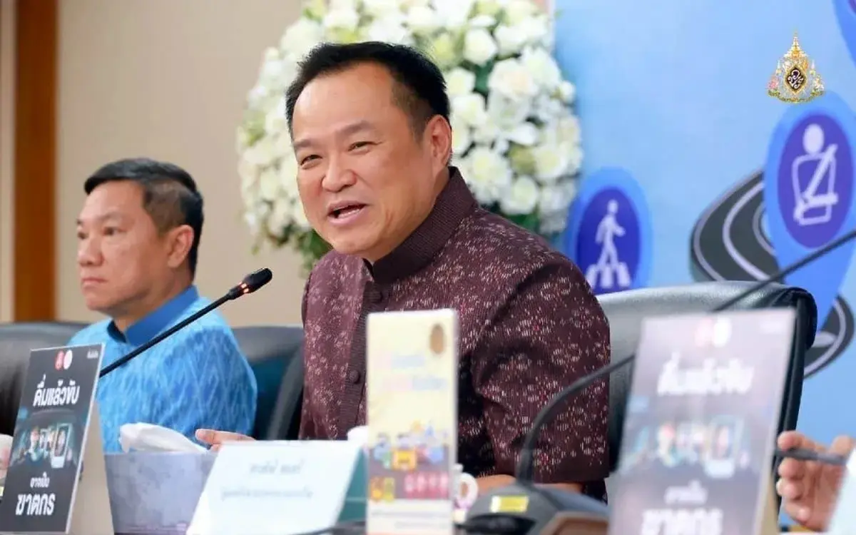Minister poker pheu thai siegt 5be5a996