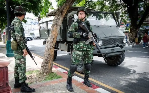 Nationalisten schueren hass droht thailand ein neuer putsch cf9c1c4d