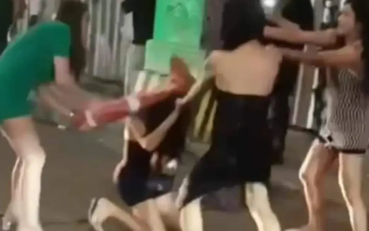 Schlaegerei unter ladyboys auslaenderinnen fluechten c80fc71e