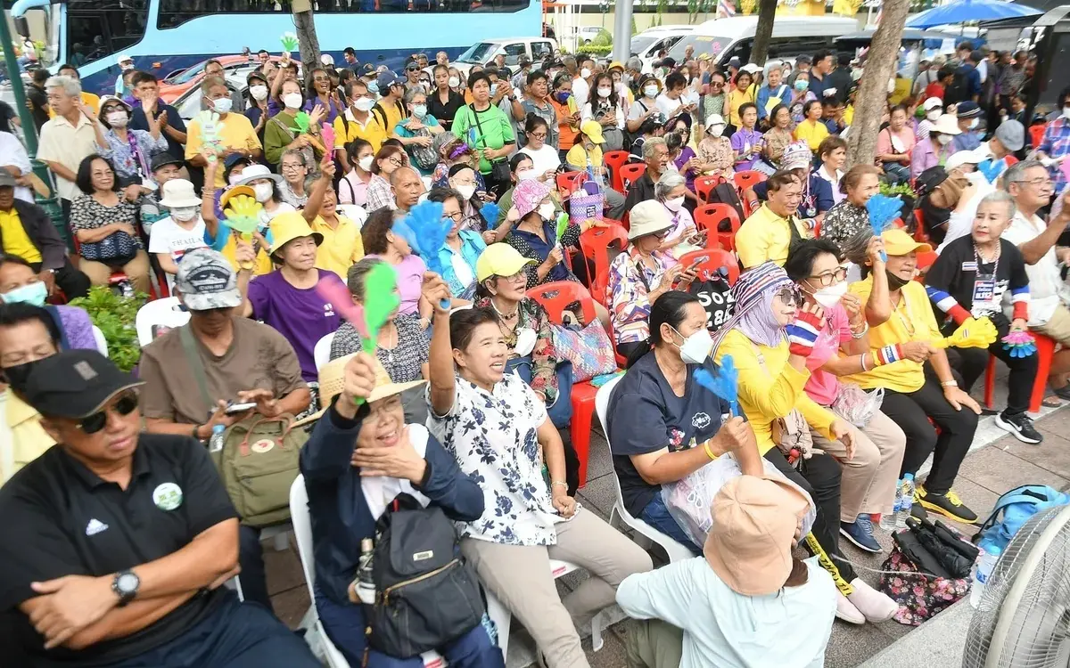 Thailands Tourismus-Branche zittert – Droht ein neuer Militärputsch?