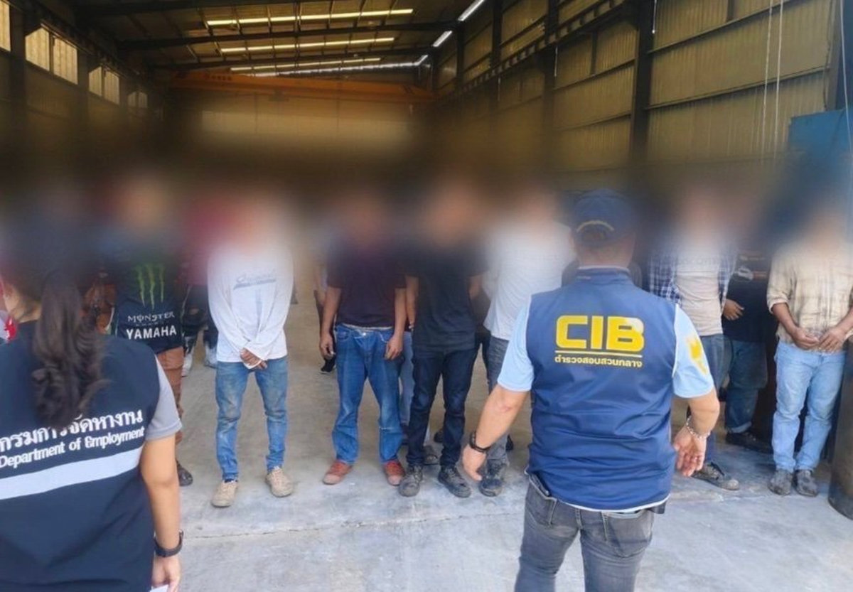 VIDEO: 200 Schuss Munition bei Ausländern gefunden