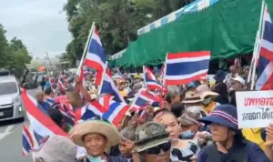 Demonstration Victory Monument