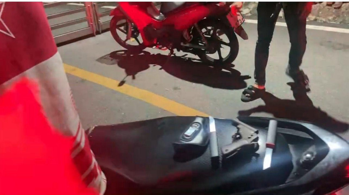 VIDEO: Teenager flüchtet mit selbstgebauter Schusswaffe – Erwischt!