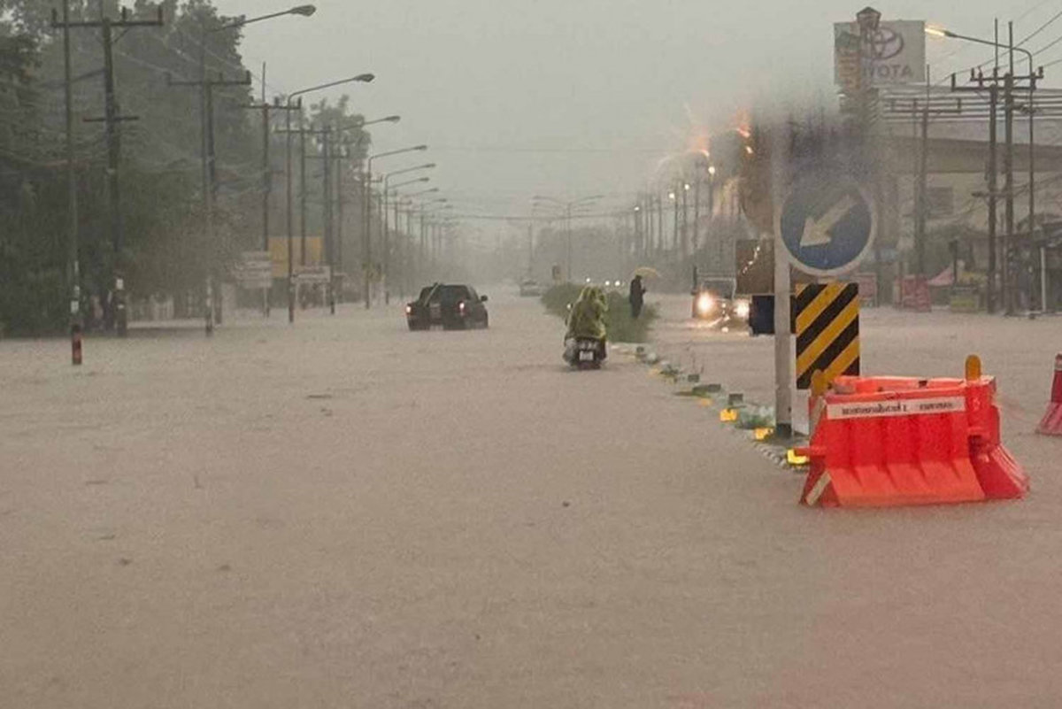 Nordthailand versinkt in Fluten!