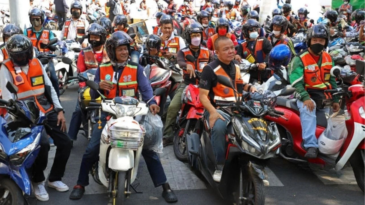 Bangkok erklärt Motorradtaxi-Rowdys den Krieg!