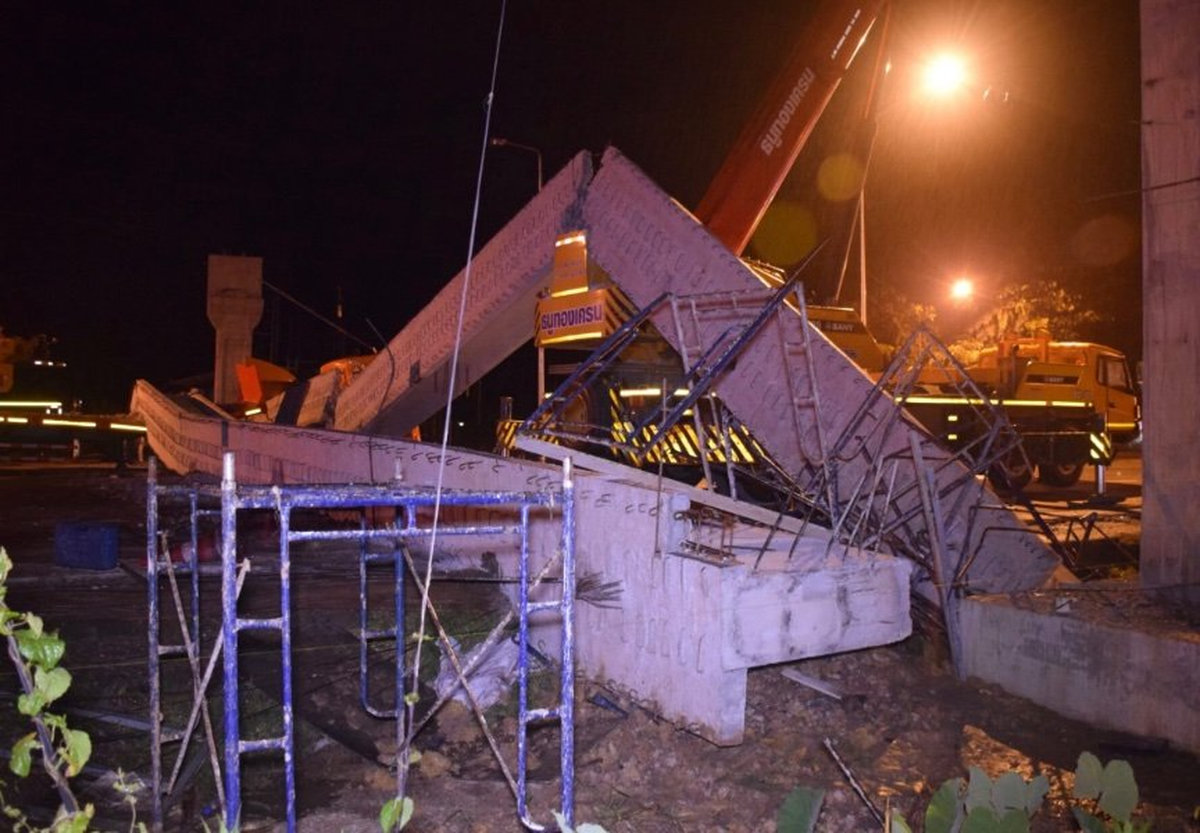 VIDEO: Millionenschaden – Betonträger kracht auf Highway 317