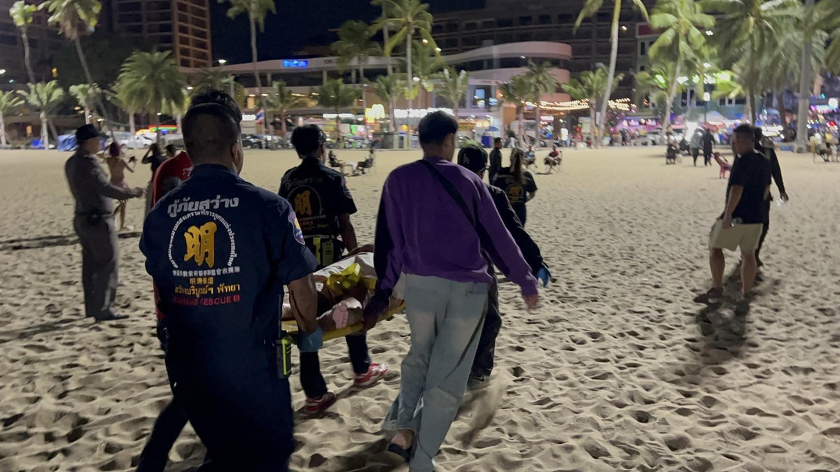 Drama am Strand: Frau bewusstlos aus Meer gezogen