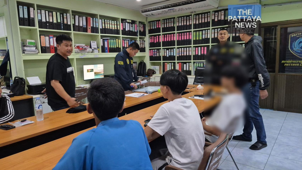 Teenager feuern auf Rivalen – Glücksbringer rettet Opfer