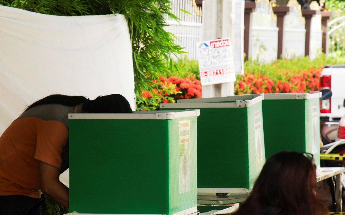 Thais verlieren Hoffnung: Politik steckt in Vertrauenskrise