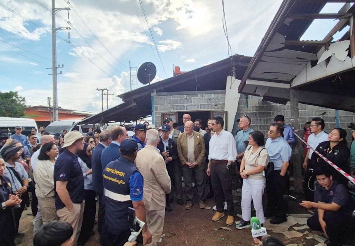 VIDEO: Niederländer überlebt Granatbeschuss an thailändischer Grenze