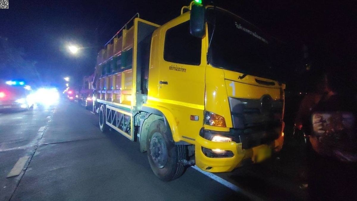 Rider rast in Müllwagen, tot am Straßenrand