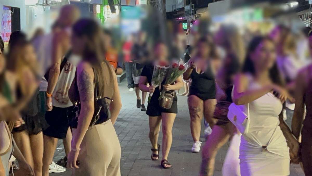 Ausländer zwingen Kinder zum Rosenverkauf