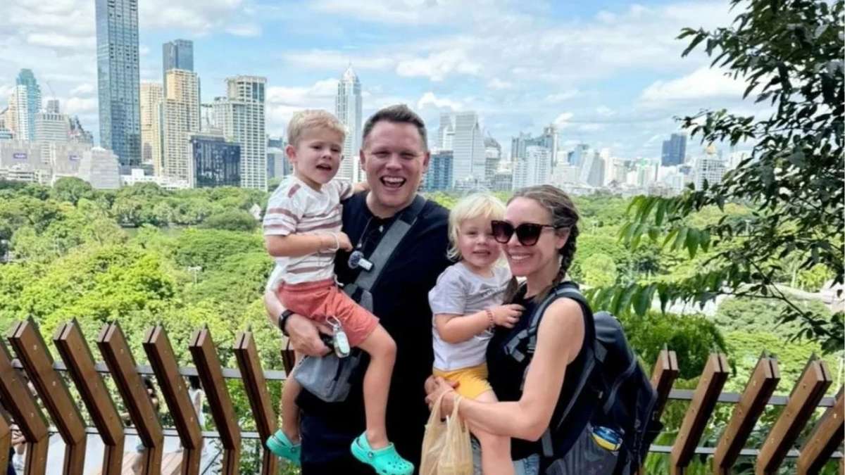 Britische Familie tauscht Schule gegen Tuk-Tuk (Video)