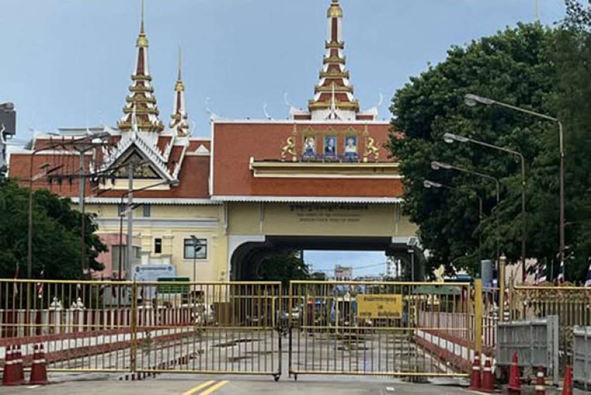 Heimkehr oder Glücksspiel? Grenze dicht!