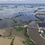 Hochwasser bedroht Bangkok Hochwasser bedroht Bangkok