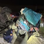 Sattelschlepper überschlägt sich in Pattaya