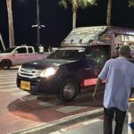 Songthaew-Fahrgast gerettet Songthaew-Fahrgast gerettet