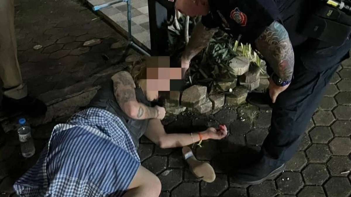 Touristin auf Gehweg gefunden – Polizei hilft