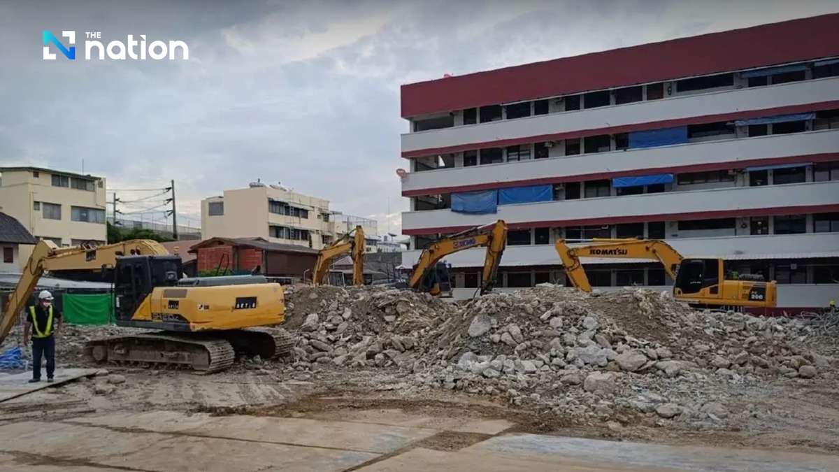 Bangkoks Riesen-Sinkloch: Polizeiwache abgerissen!