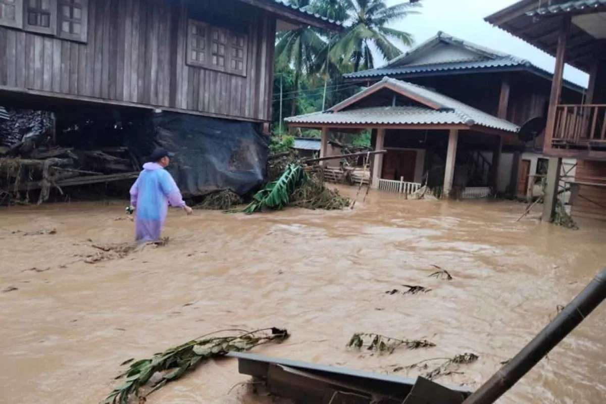 Heftige Überschwemmungen in Thailand