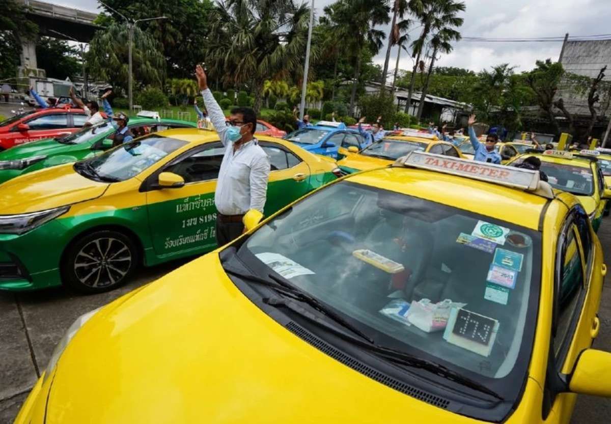 Neue Taxi-Gebühr zu Stoßzeiten ab Dezember