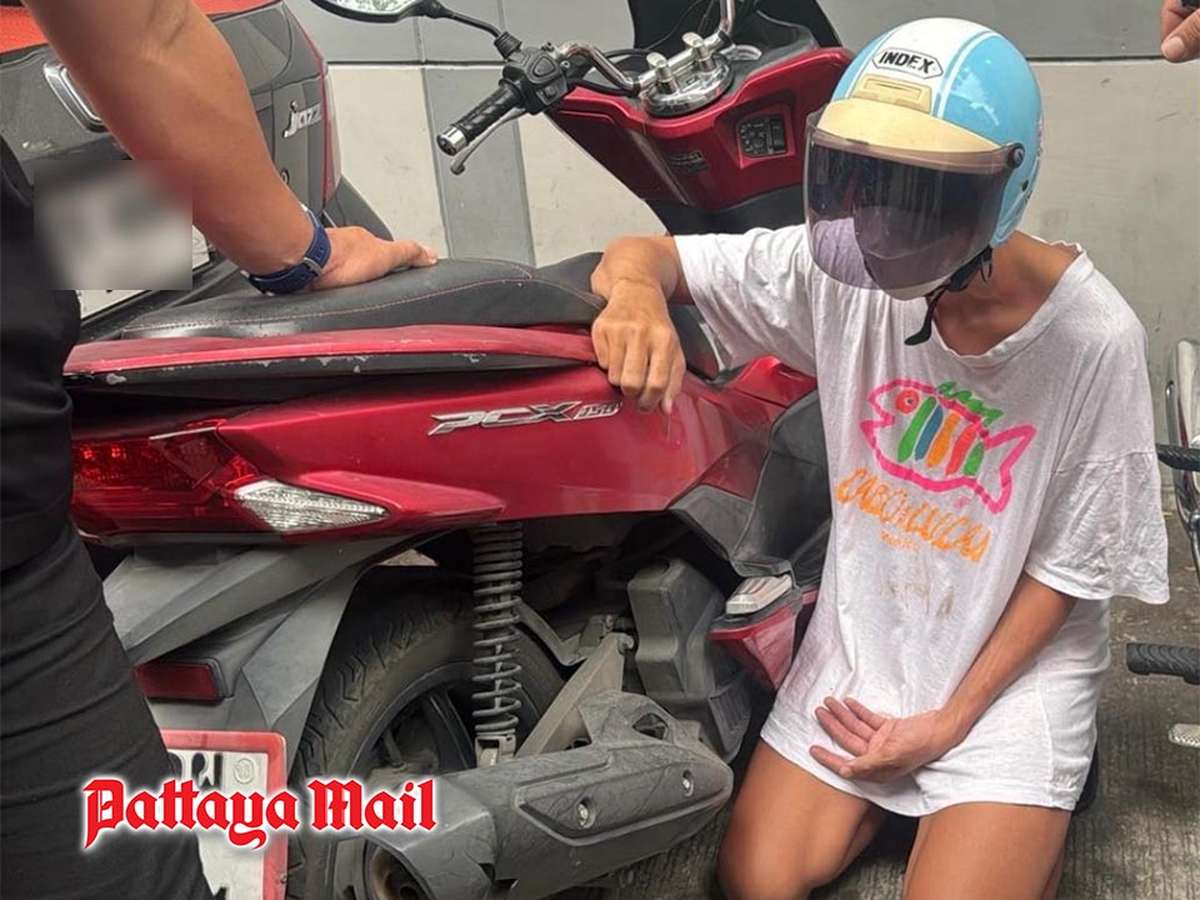 Pattaya: Mann in G-String sorgt für Eklat am Strand