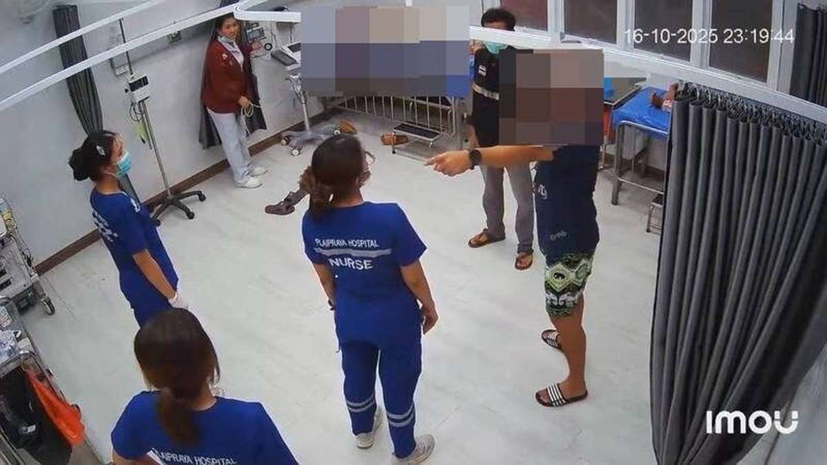 Pick-up versperrt Krankenwagen – Patient stirbt