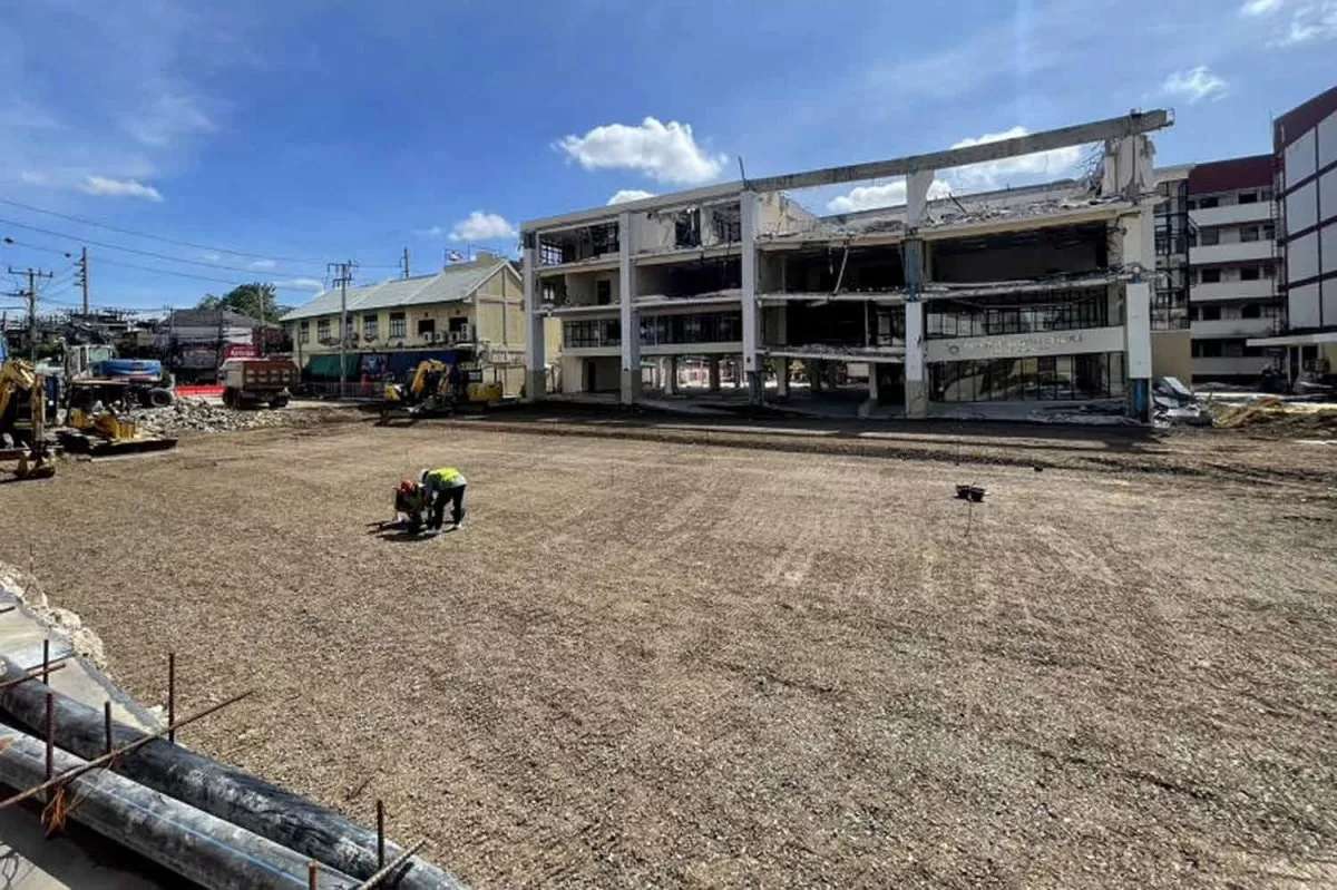 Riesiges Loch in Bangkok gestopft!