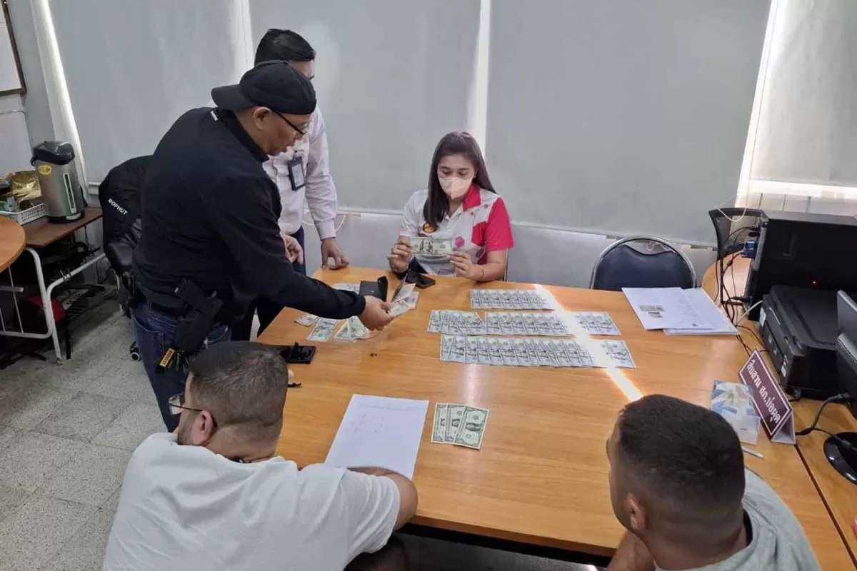 Samui Airport: Zwei Israelis mit 5.653 Fake-Dollar erwischt