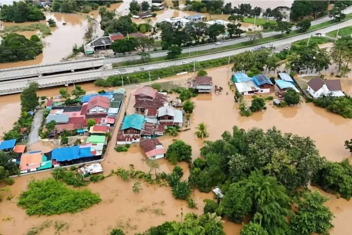 Sturm Bualoi überflutet weiterhin Nord-Thailand