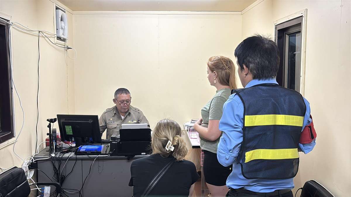 Touristinnen bestohlen – 2.000 Dollar weg!