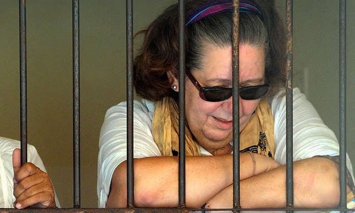 VIDEO: Britische Rentnerin verlässt Todestrakt in Indonesien