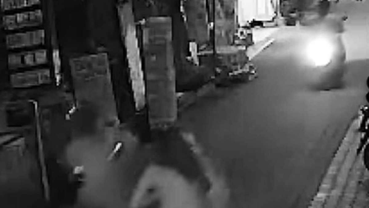 VIDEO: Diebstahl mit Motorrad verhindert