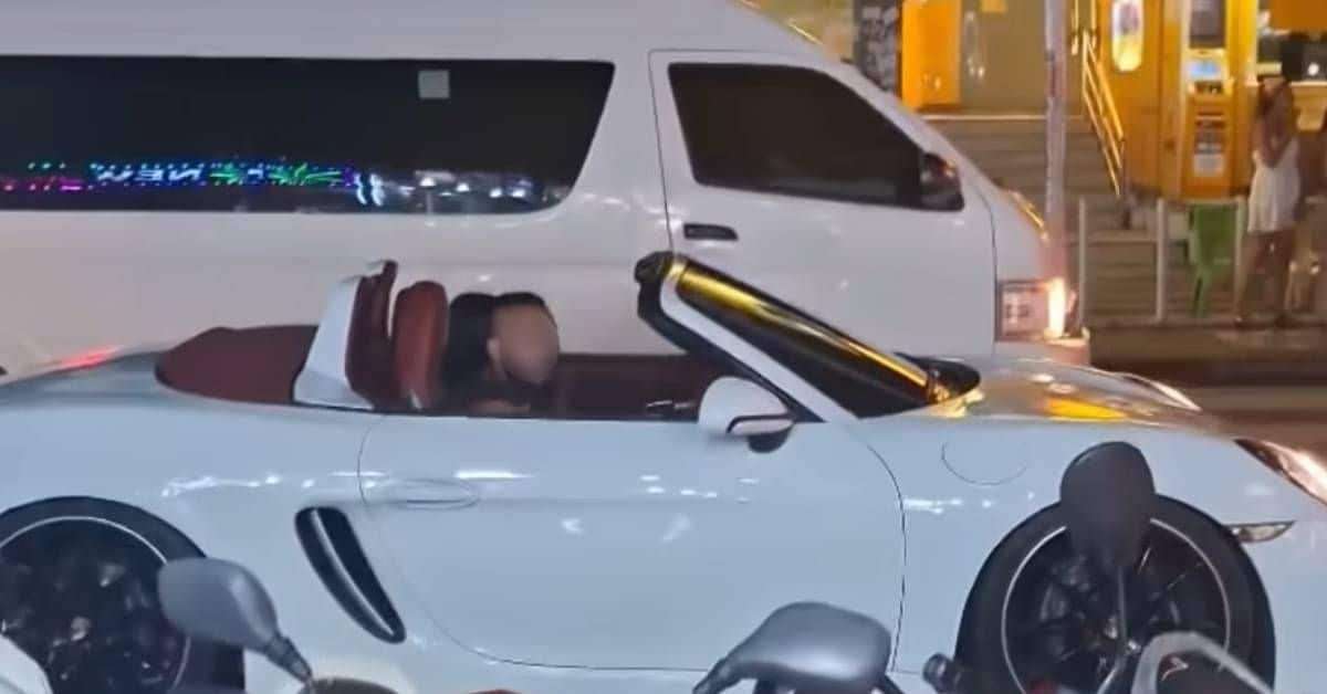 VIDEO: Porsche-Proll rast durch volle Straßen in Phuket