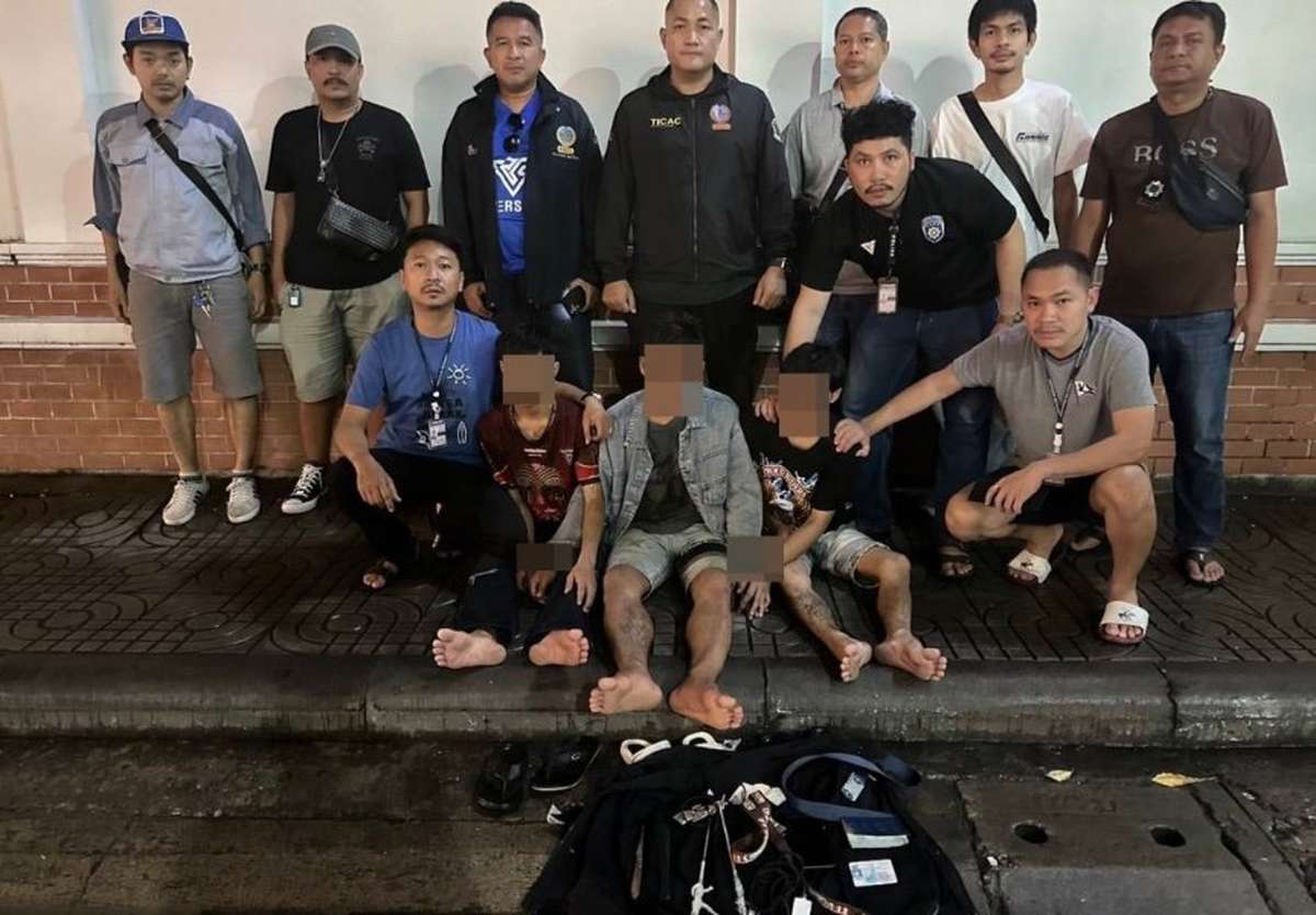 VIDEO: Taxi-Fahrer (69) überfallen – Illegale Ausländer geschnappt!