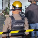 Wärter schießt in Korat – ein Toter, zwei schwer verletzt Wärter schießt in Korat – ein Toter, zwei schwer verletzt