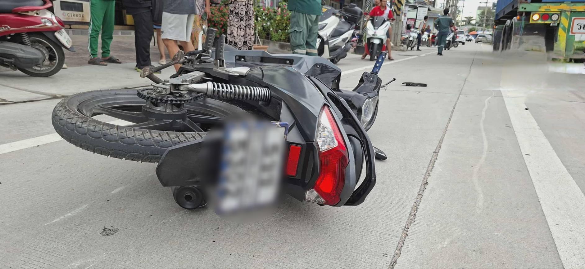 Ausländische Geschwister sterben bei Unfall in Sri Racha