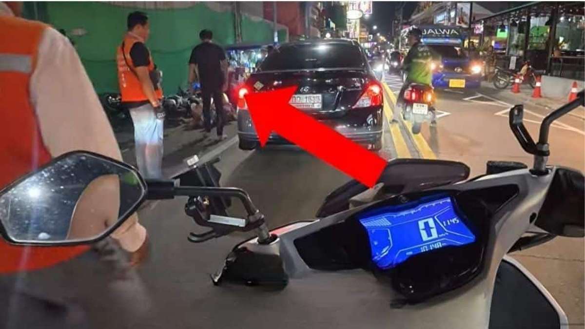 Autofahrer rastet aus – rammt eigene Freundin (Video)