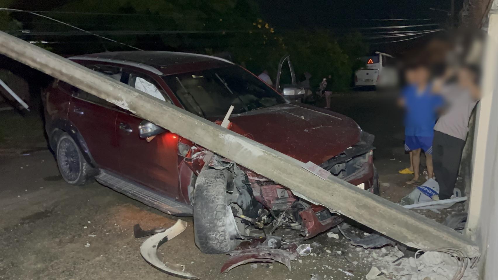 Betrunkener Fahrer legt Dorf bei Pattaya lahm