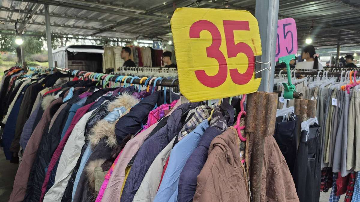 Buriram sucht Schutz vor Kälte